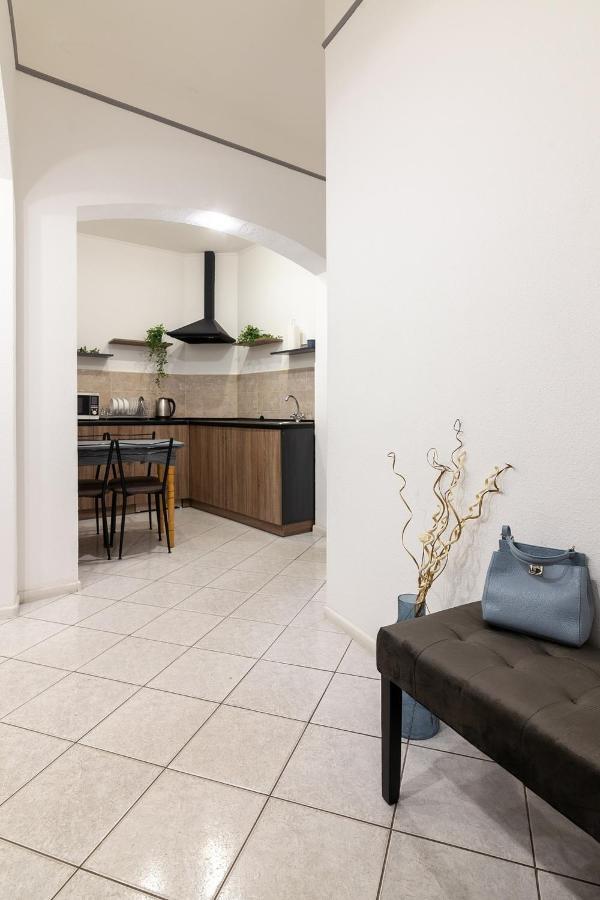לבוב Avangard Shevchenko Avenue 11 Apart מראה חיצוני תמונה